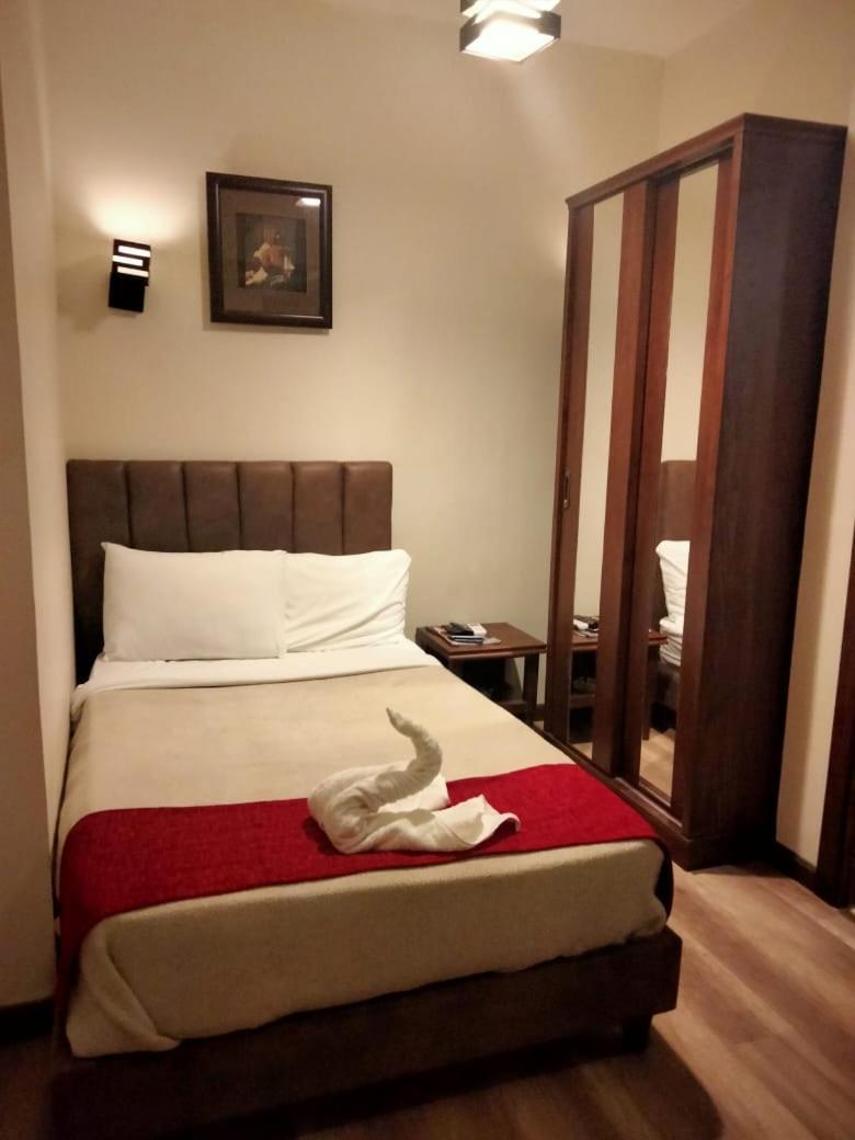 Cordoba Suites Hurghada Chambre photo